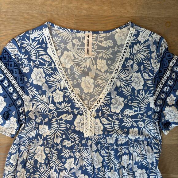 Bohemian Outsider Short Sleeve Blue White Floral Mini Summer Dress Size Small - Picture 4 of 9